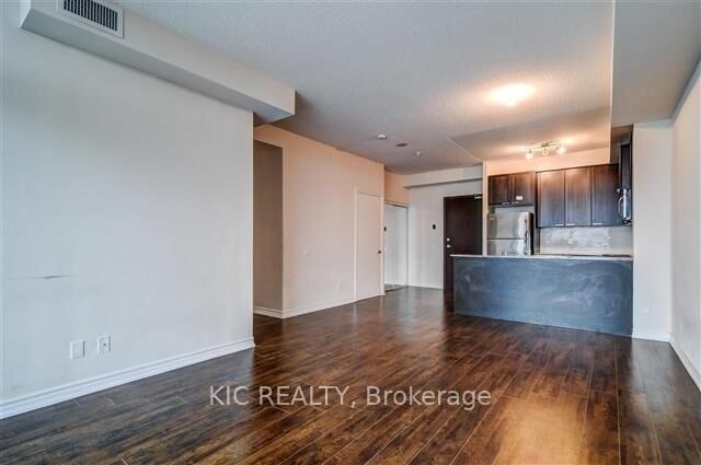 Property Photo:  1328 Birchmount Road 1510  ON M1R 0B6 