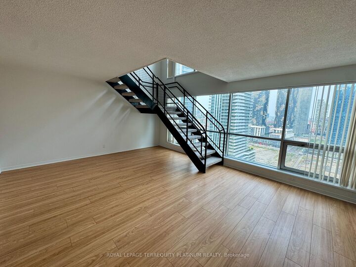 Property Photo: 10 Yonge Street 2409 ON M5E 1R4