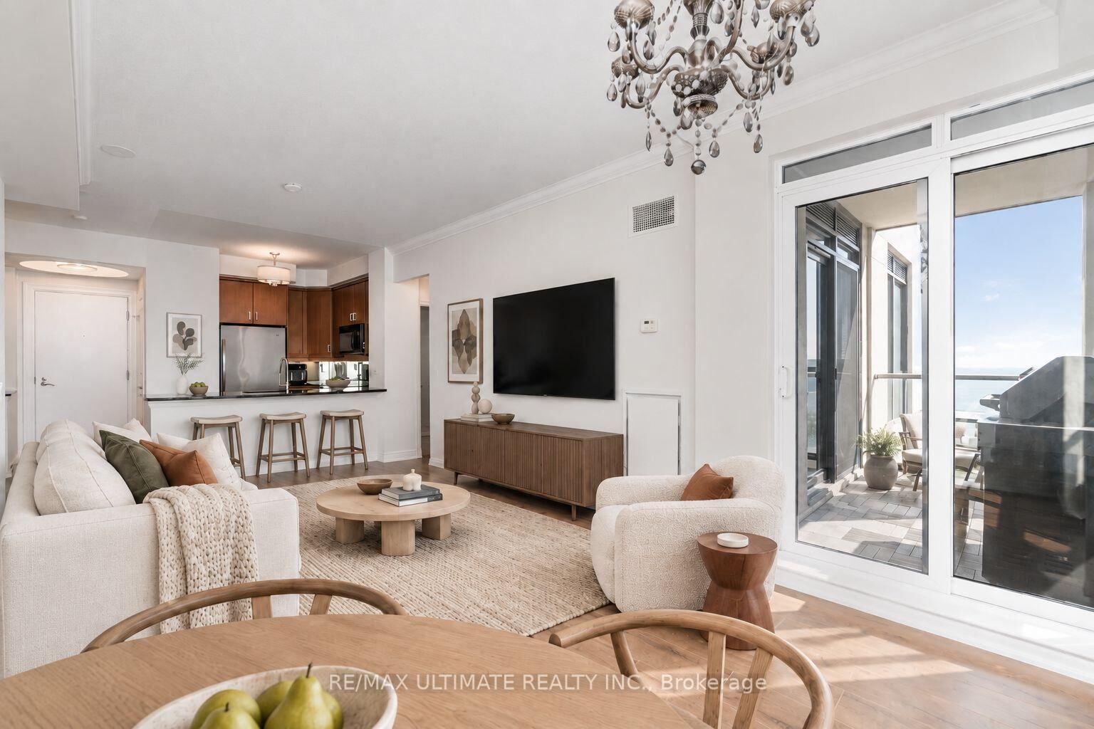 Property Photo: 2083 Lake Shore Boulevard W 1213 ON M8V 4G2