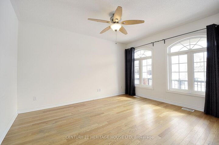 Property Photo:  955 Adams Avenue S  ON N4W 0E6 