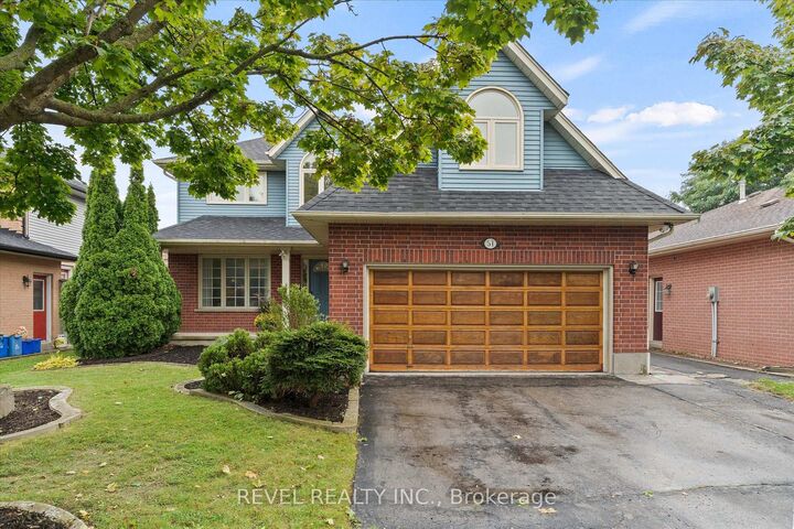 Property Photo: 51 Napoleon Drive N ON N5V 4A9