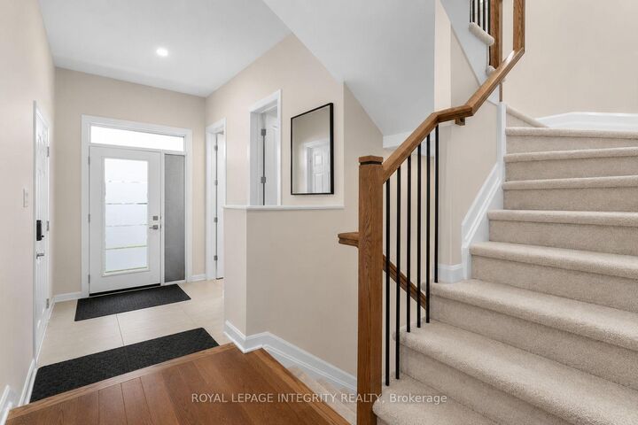Property Photo:  142 Shallow Pond Place E  ON K4A 5N9 
