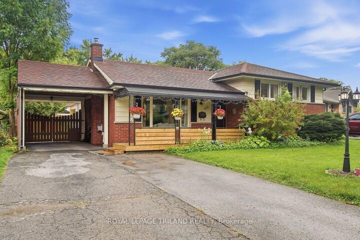 Property Photo:  438 Magnolia Crescent  ON N5Y 4S9 