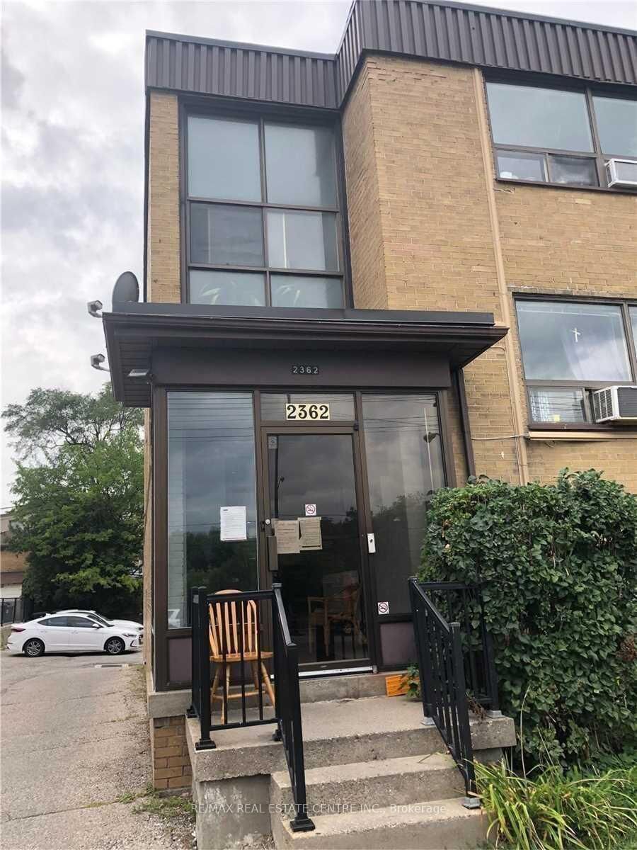 Property Photo:  2362 Islington Avenue 14  ON M9W 3X3 