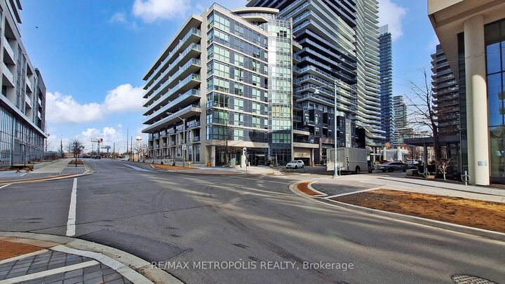 Property Photo:  56 Annie Craig Drive 3307  ON M8V 0C8 