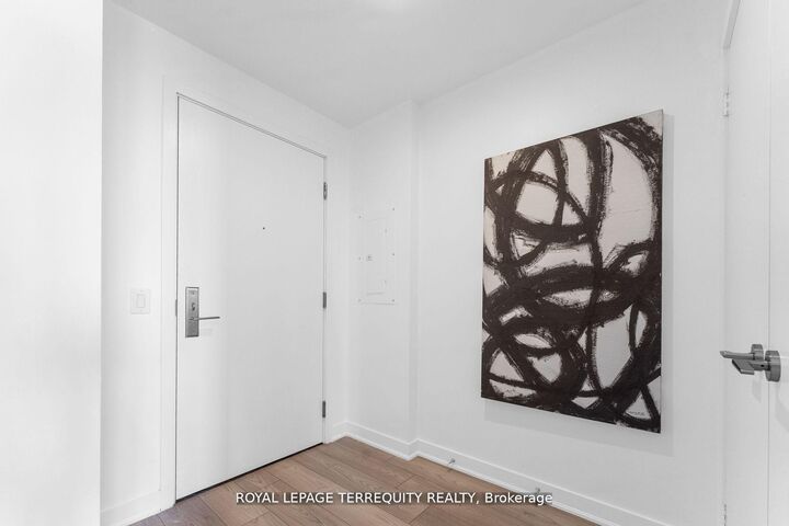 Property Photo: 120 Parliament Street 1808 ON M5A 0N6