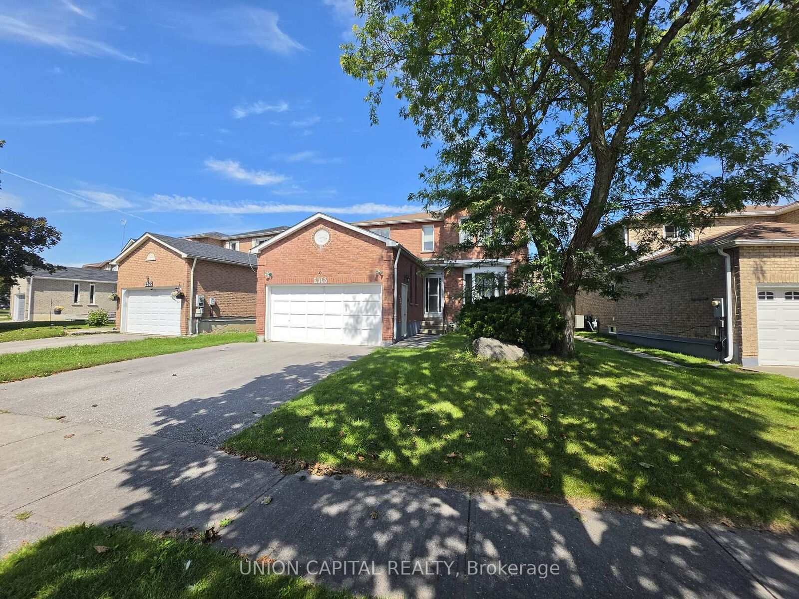 Property Photo:  2363 Strathmore Crescent  ON L1X 2H3 