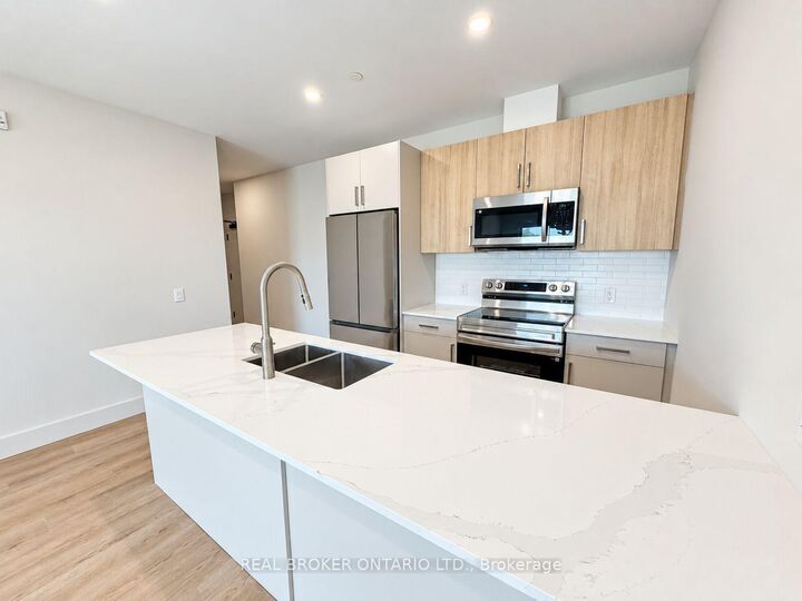 Property Photo: 8 Hutt Lane 307 ON L2V 0R5