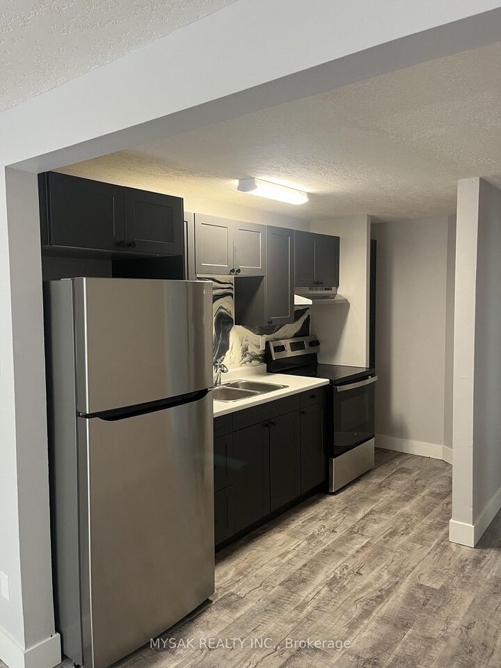 Property Photo:  12-14 Victor Street S  ON N6C 1B7 