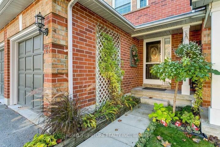 Property Photo:  23 Lick Pond Way  ON L1N 9K5 