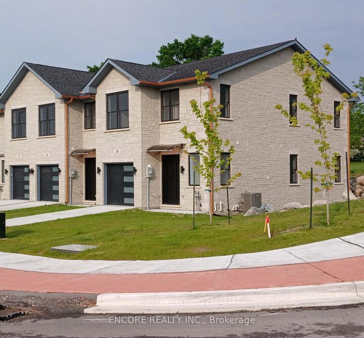 Property Photo:  36 Regent Street  ON K0L 1L0 