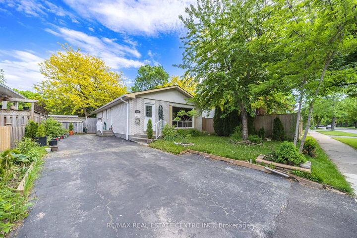 Property Photo:  126 Culham Street (Basement)  ON L6H 1G5 