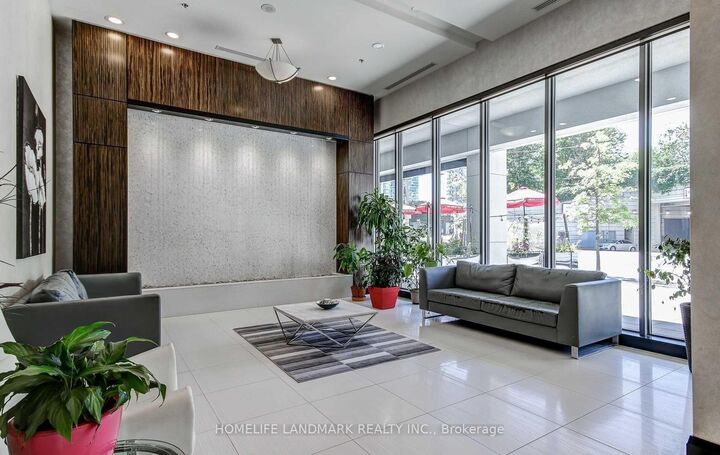 Property Photo: 25 Lower Simcoe Street 323 ON M5J 3A1