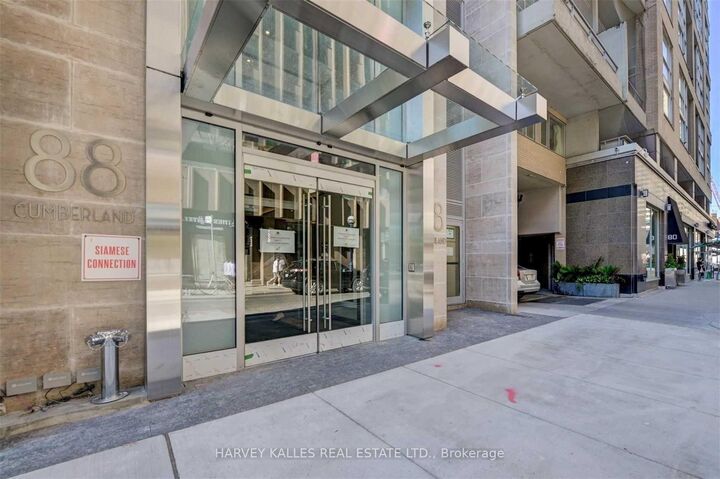 Property Photo:  88 Cumberland Street 1002  ON M5R 1A3 