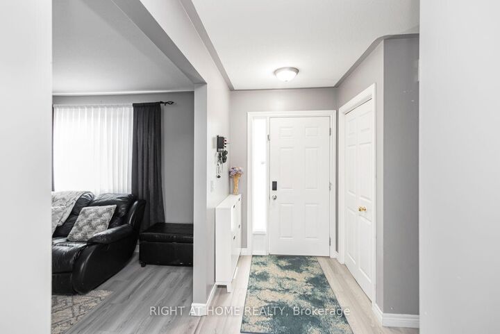 Property Photo:  42 Saturn Road  ON L3K 6E1 