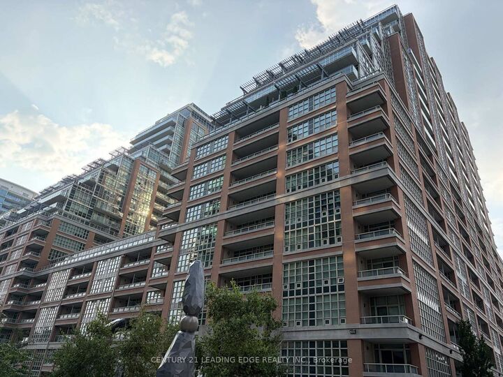 Property Photo:  85 East Liberty Street 801  ON M6K 3R4 