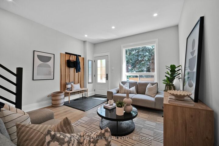 Property Photo:  72 Hamilton Street  ON M4M 2C8 
