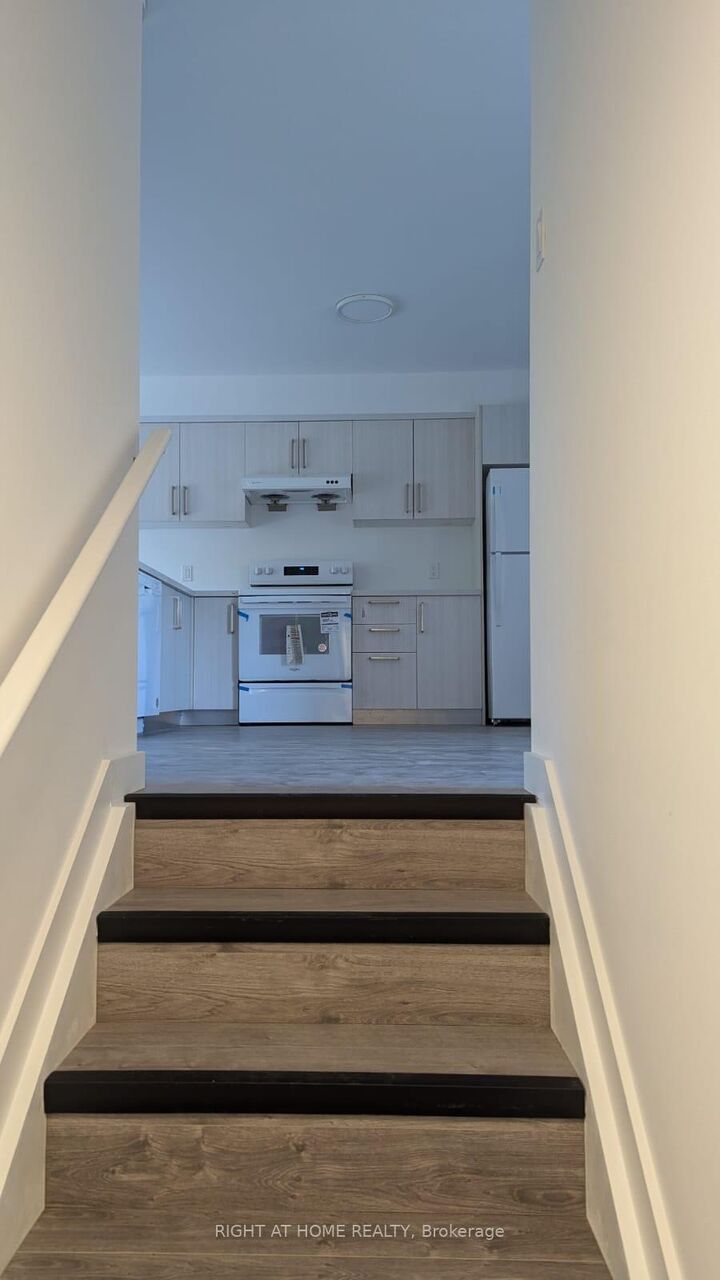 Property Photo:  139 Highriver Trail  ON L3C 0H6 