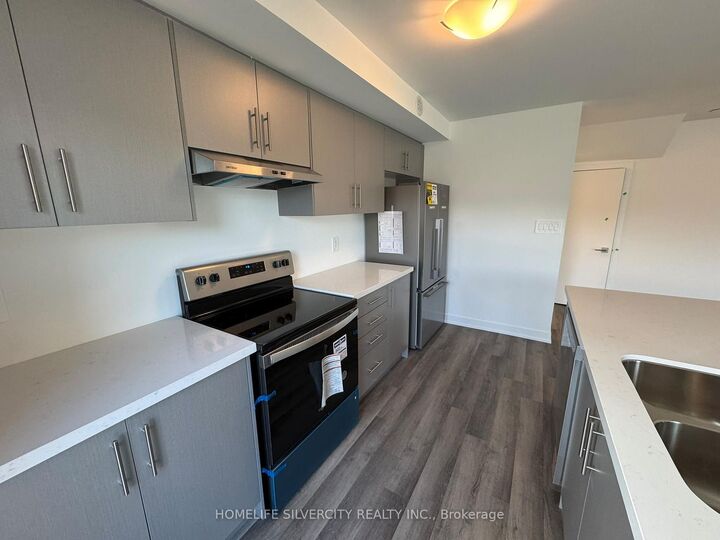 Property Photo:  35 Romilly Avenue 6  ON L7A 5L8 