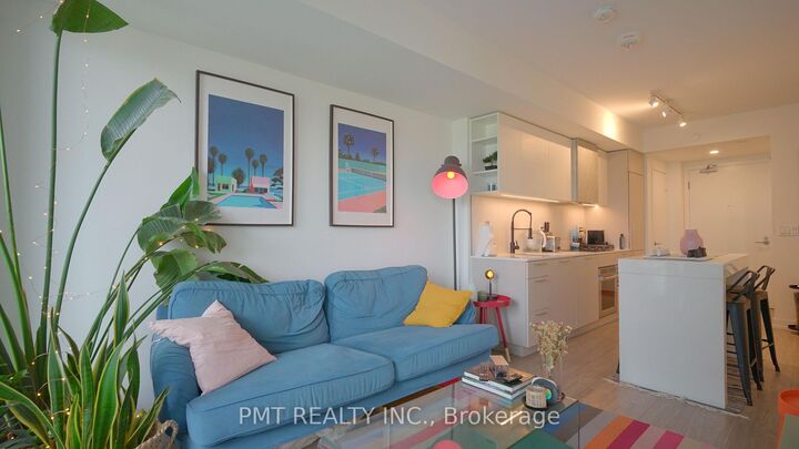 Property Photo:  19 Western Battery Road 1521  ON M6K 3S4 