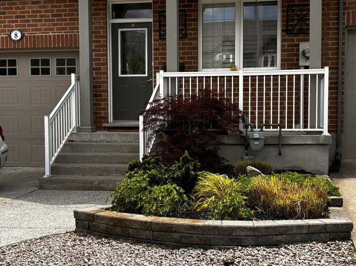Property Photo:  8 Glory Hill Road  ON L2P 0C6 