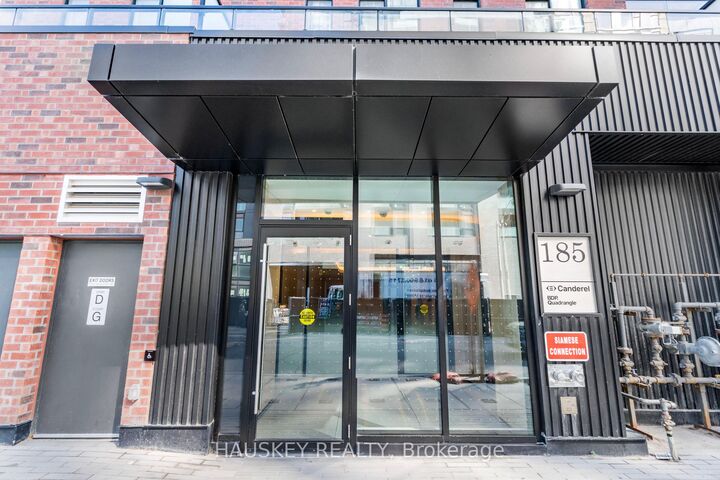 Property Photo:  185 Alberta Avenue 1001  ON M6C 0A5 