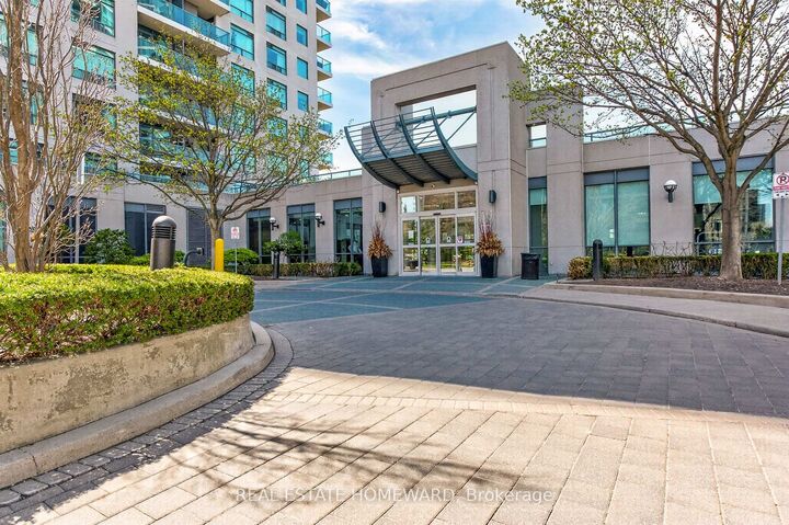 Property Photo:  30 Harrison Garden Boulevard 602  ON M2N 7A9 