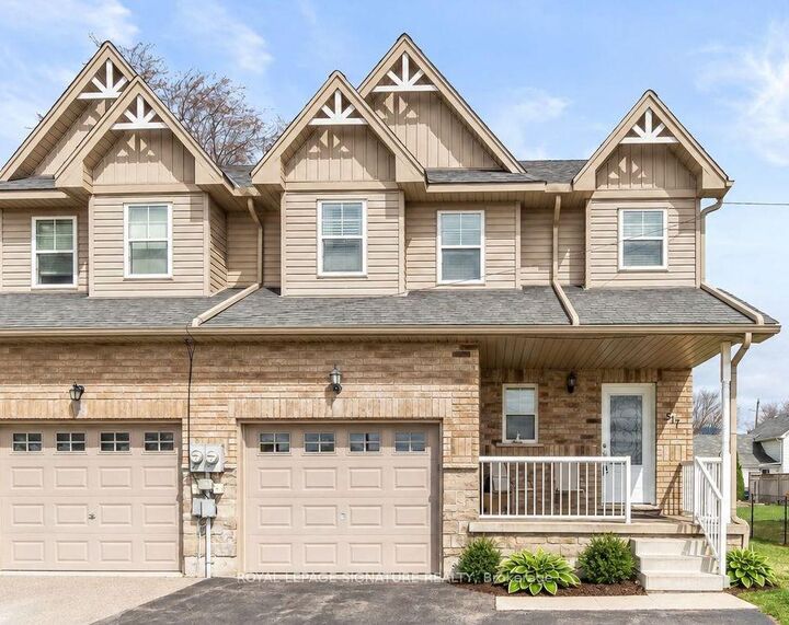 Property Photo:  517 Victoria Street  ON L9V 2Y3 