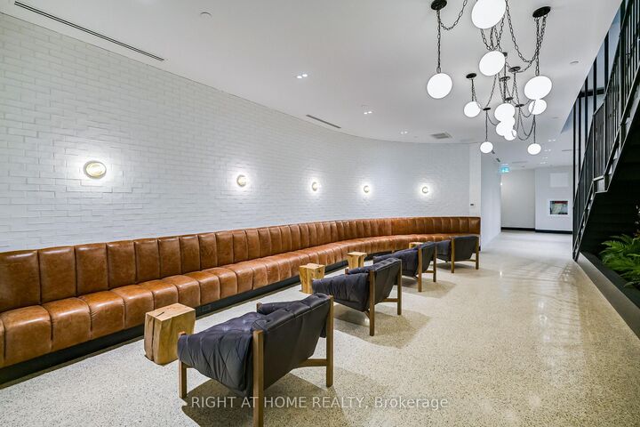 Property Photo: 2946 Dundas Street W 408 ON M6P 1Y8