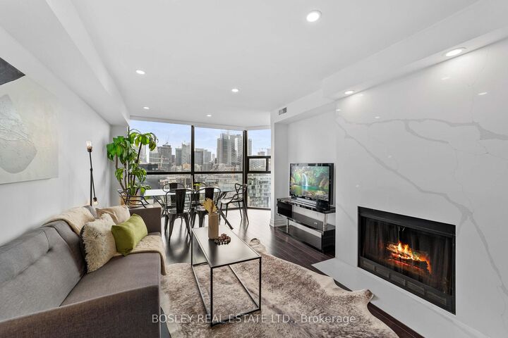 Property Photo:  705 King Street Ph02  ON M5V 2W8 