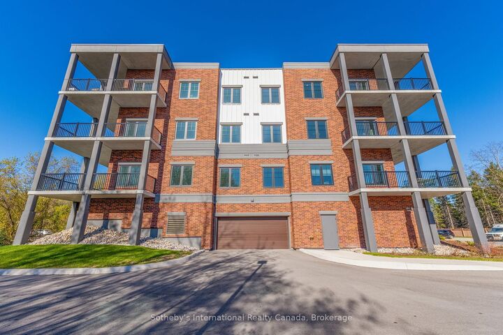 Property Photo:  121 Mary Street 209  ON L0M 1G0 