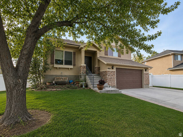 Property Photo:  1060 W Ascot Dr  UT 84054 