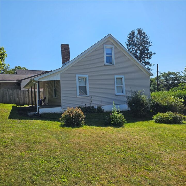 Property Photo:  2412 26th Street  PA 15010 