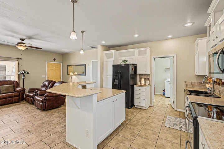 Property Photo: 2000 S Apache Road 3 AZ 85326