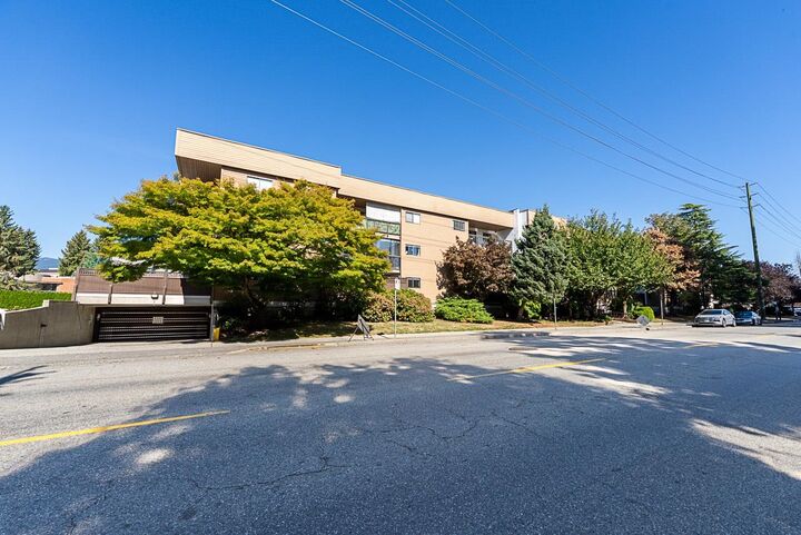 Property Photo:  2245 Wilson Avenue 212  BC V3C 1Z4 
