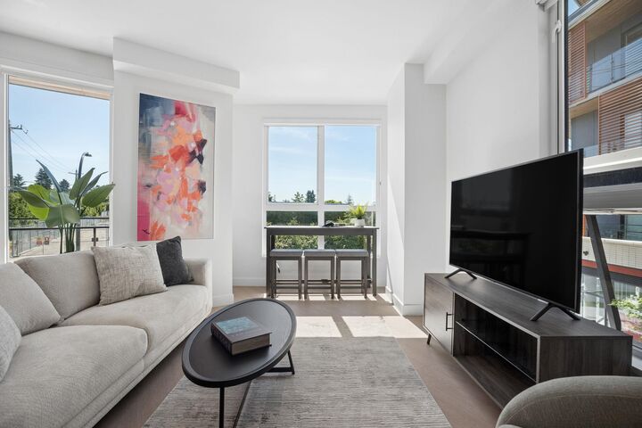 Property Photo:  333 St. Davids Avenue 204  BC V7L 3N7 