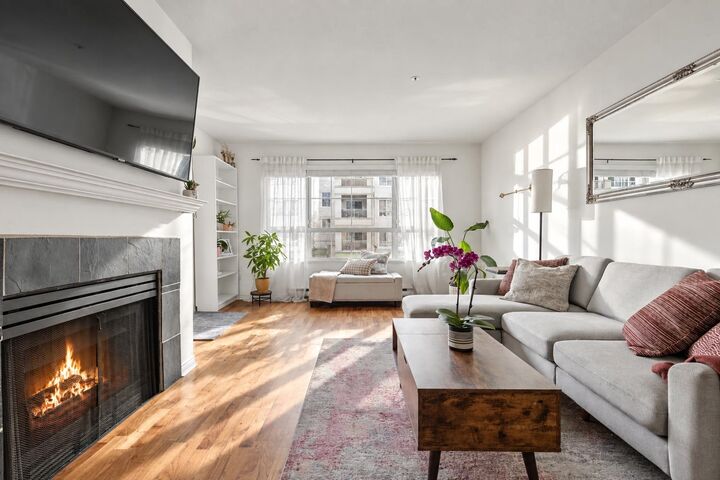 Property Photo:  2975 Princess Crescent 205  BC V3B 7N3 