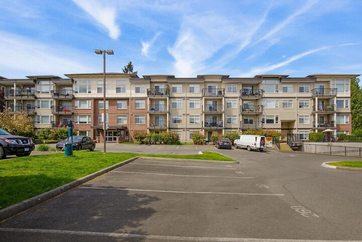 Property Photo:  46150 Bole Avenue 105  BC V2P 0B7 