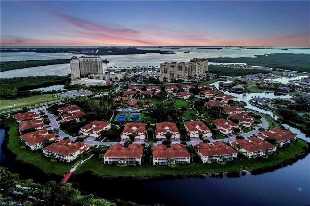Property Photo:  6081 Silver King Blvd 501  FL 33914 