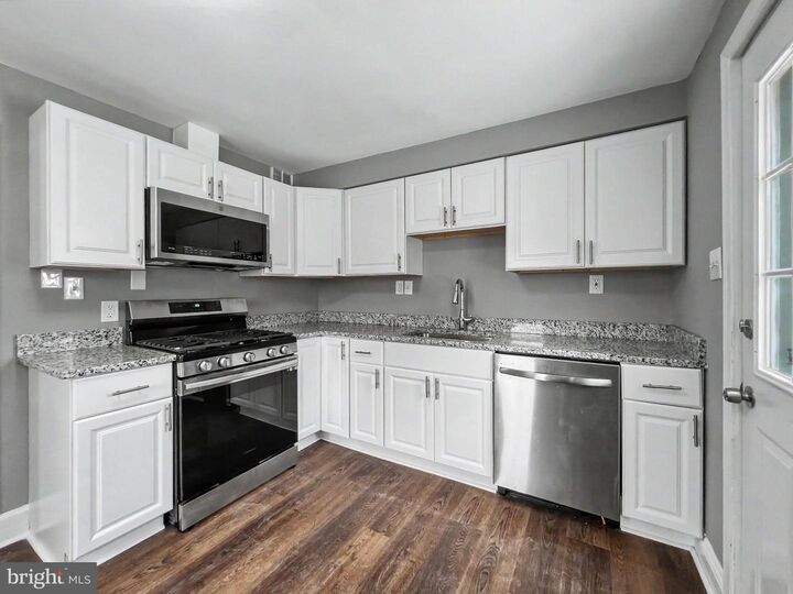 Property Photo: 5900 Hamilton Avenue MD 21237