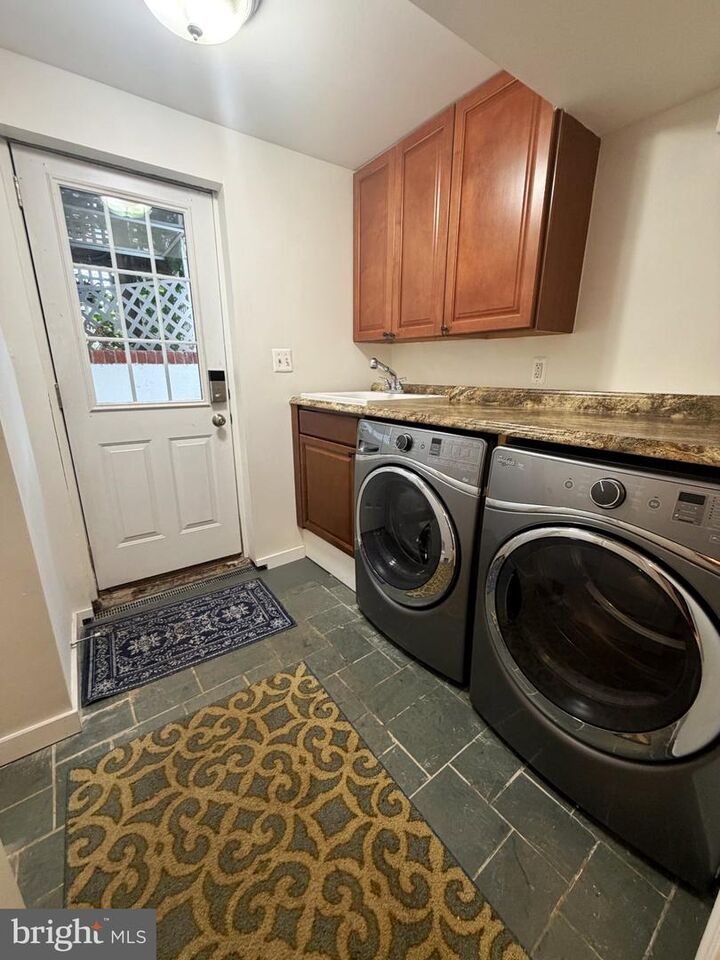 Property Photo:  2302 E Randolph Avenue Basement  VA 22301 