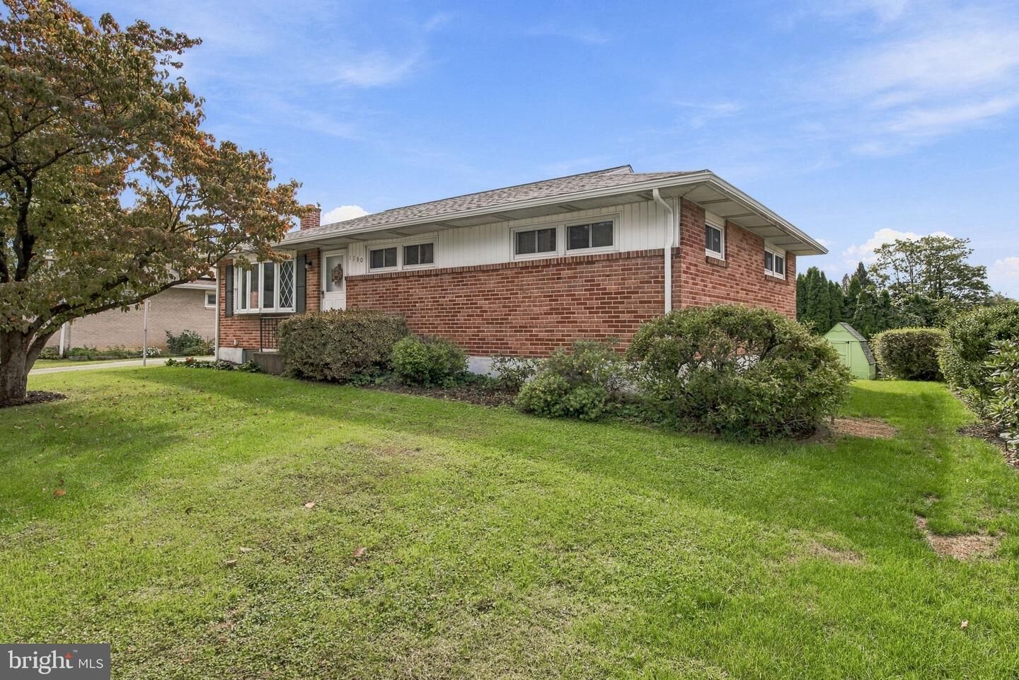Property Photo:  1790 Pelham Drive  PA 17406 