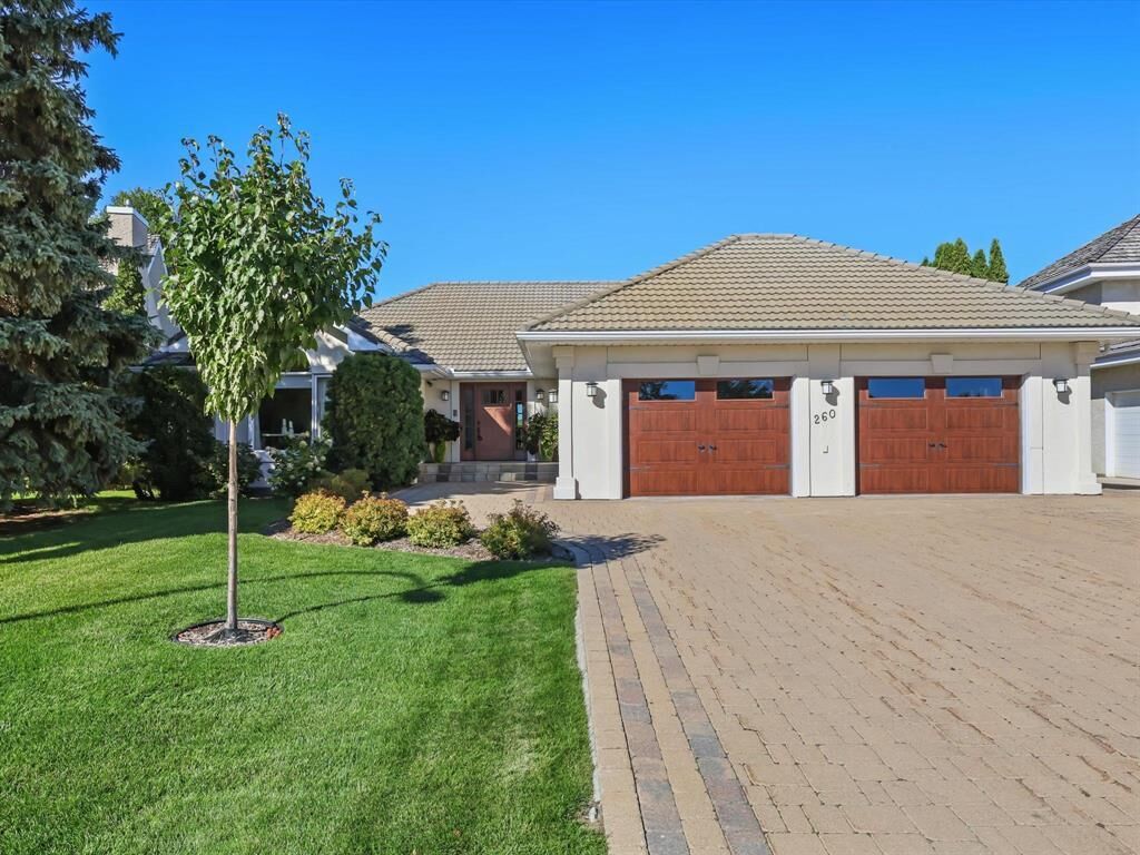 Property Photo: 260 Golfview Crescent MB R5G 2A1