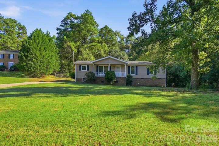 Property Photo: 2848 Forest Hills Circle SC 29732