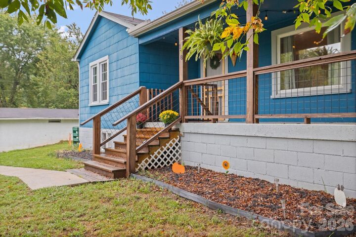 Property Photo: 178 Collins Drive NC 28721