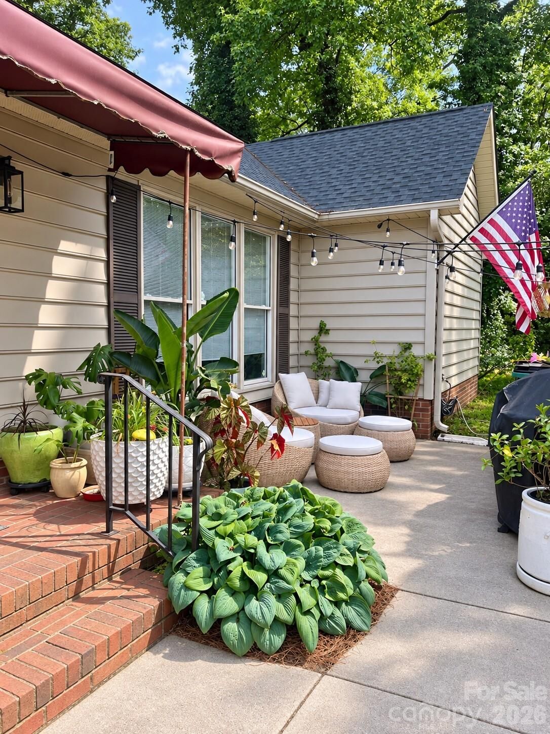 Property Photo:  5935 Crape Myrtle Lane  NC 28216 