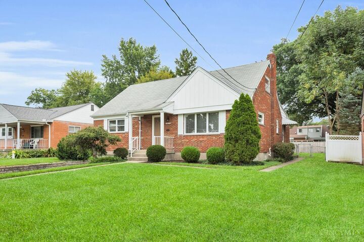 Property Photo: 1074 Archland Drive OH 45224