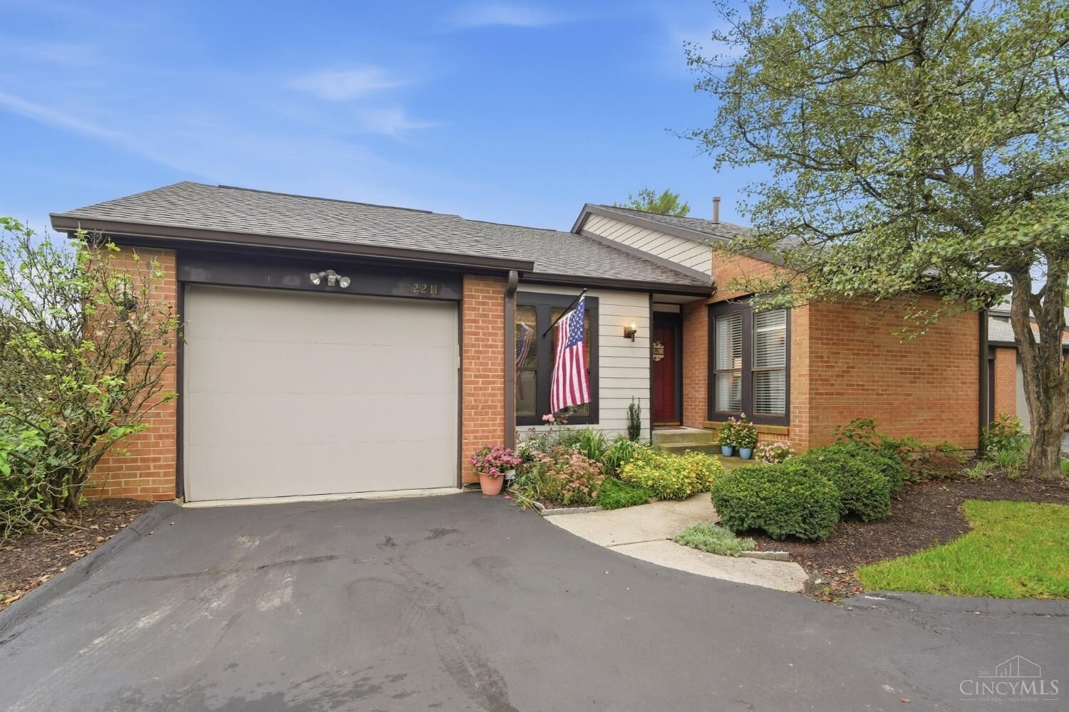 Property Photo: 2211 Clough Ridge Drive OH 45230