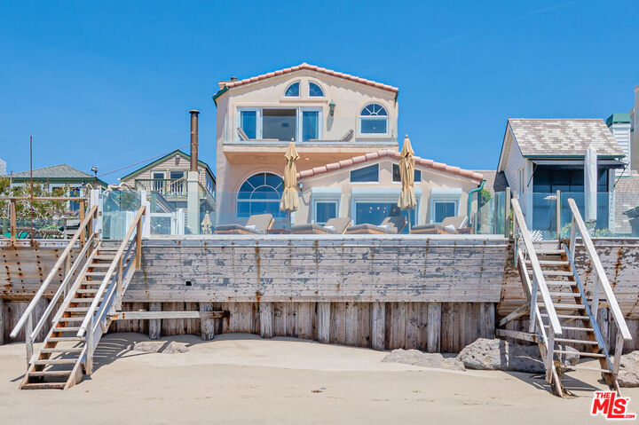 Property Photo:  23620 Malibu Colony Rd  CA 90265 