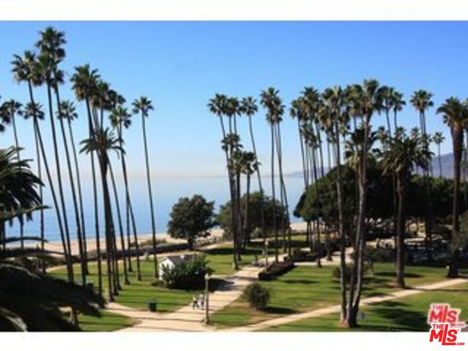 Property Photo: 701 Ocean Ave, Unit 110 CA 90402